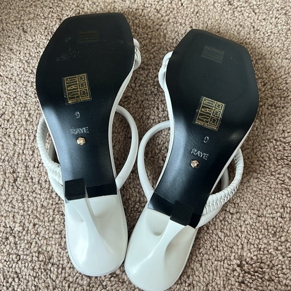 NIB Raye Harmony Square Toe Strappy Braided Heel in White - Picture 8 of 9